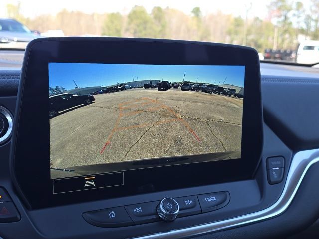 Used 2024 Chevrolet Blazer LT FWD image 30