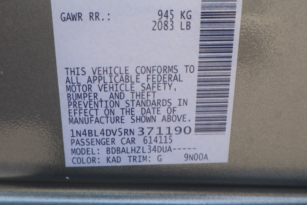 Used 2024 Nissan Altima 2.5 SV FWD image 31