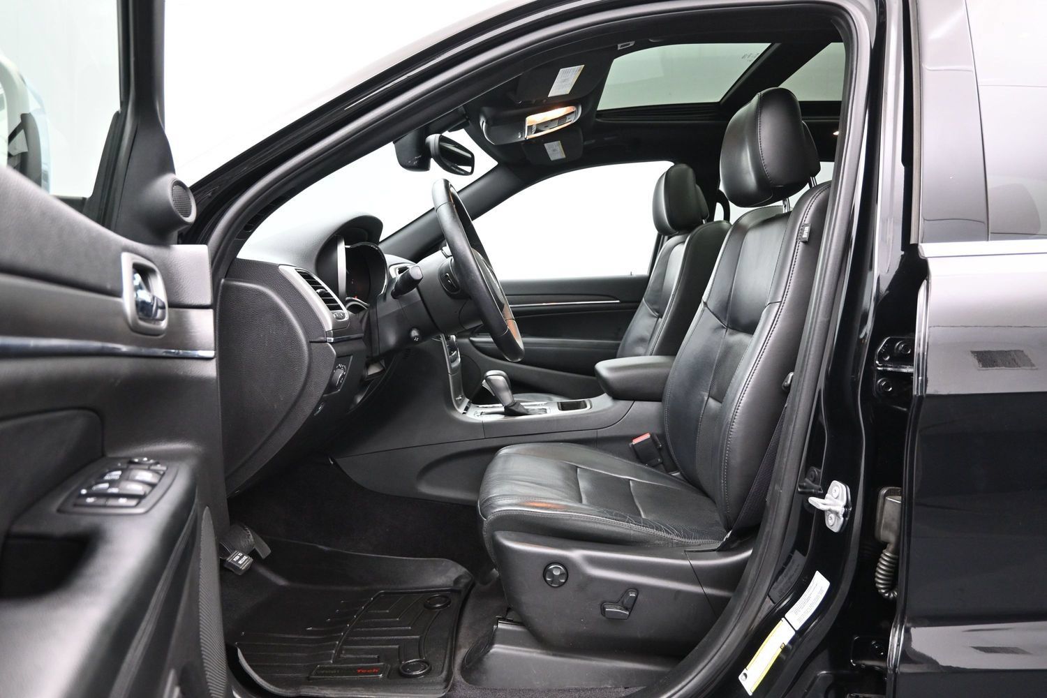 Used 2018 Jeep Grand Cherokee Limited w/ Luxury Group II RWD image 9