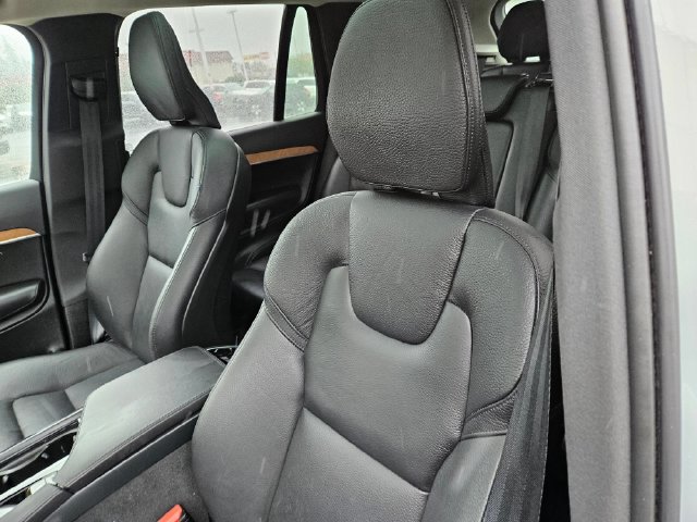Used 2024 Volvo XC90 B6 Plus w/ Protection Package Premier AWD/4WD image 19