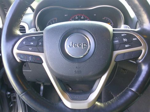 Used 2015 Jeep Grand Cherokee Limited w/ Trailer Tow Group IV AWD/4WD image 11