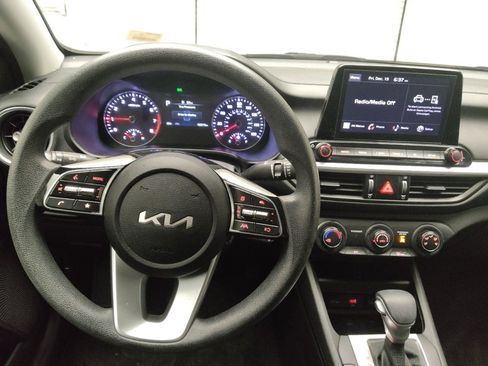 Used 2023 Kia Forte LXS image 22