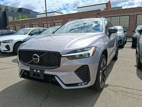 New 2026 Volvo XC60 B5 Plus w/ Climate Package AWD/4WD image 3