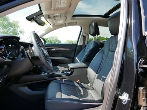 Used 2023 Buick Envision Avenir AWD/4WD image 15