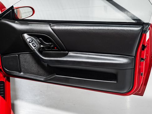 Used 2002 Chevrolet Camaro Z28 w/ SS Performance/Appearance Pkg image 37