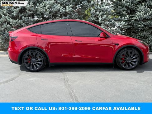 Used 2023 Tesla Model Y Performance image 10