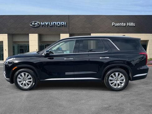Used 2024 Hyundai Palisade SEL FWD image 3