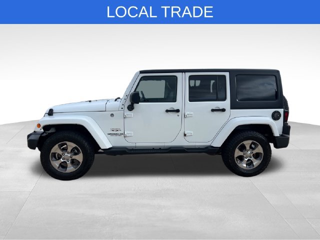 Used 2017 Jeep Wrangler Unlimited Sahara w/ Connectivity Group AWD/4WD image 3