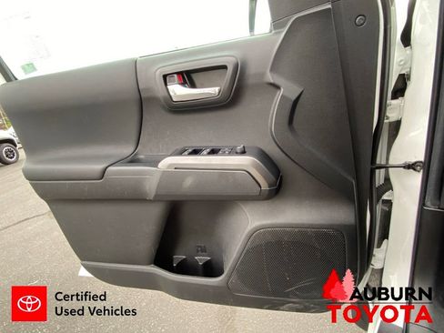 Certified 2023 Toyota Tacoma TRD Sport AWD/4WD image 36