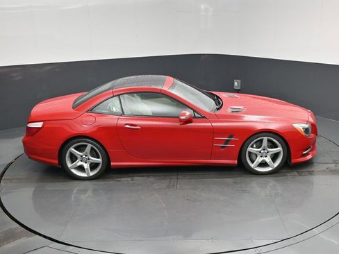 Used 2013 Mercedes-Benz SL 550 image 29