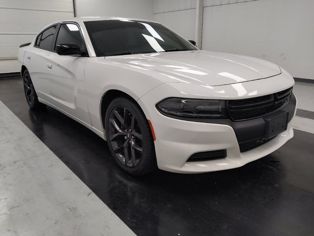 Used 2021 Dodge Charger SXT w/ Blacktop Package RWD image 13