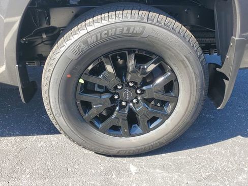 New 2026 Nissan Frontier SV w/ SV Convenience Package AWD/4WD image 5