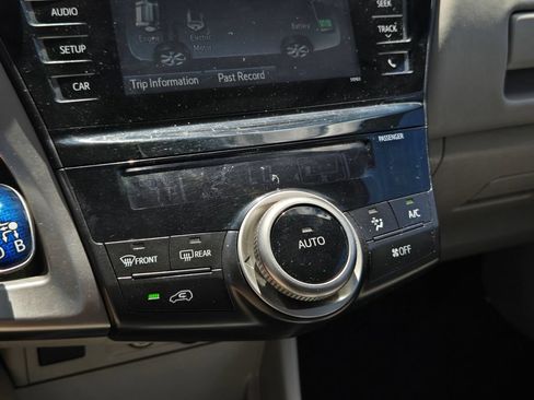 Used 2017 Toyota Prius V Two FWD image 28
