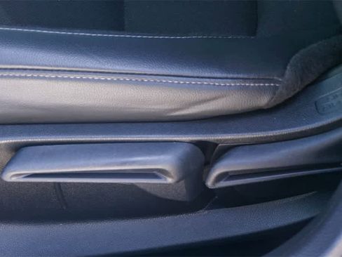 Used 2023 Honda Civic Sport image 19