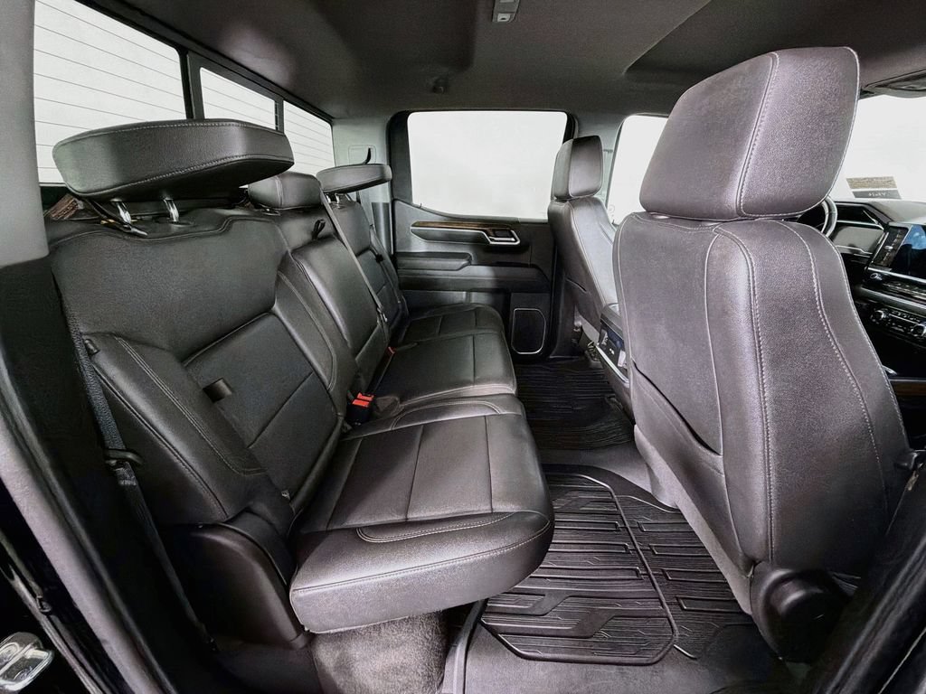 Used 2022 GMC Sierra 1500 Elevation w/ Elevation Premium Package AWD/4WD image 28