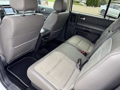 Used 2016 Ford Flex SEL w/ Equipment Group 202A AWD/4WD image 18