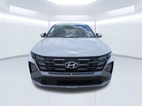 Certified 2026 Hyundai Tucson SE FWD image 9