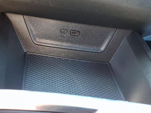 Used 2026 Chevrolet Equinox LT w/ Convenience Package II image 25