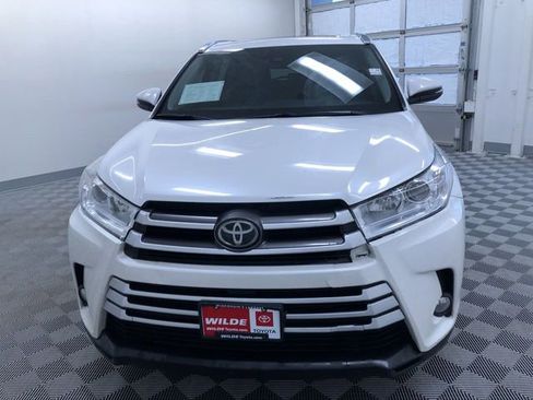 Certified 2017 Toyota Highlander XLE image 14