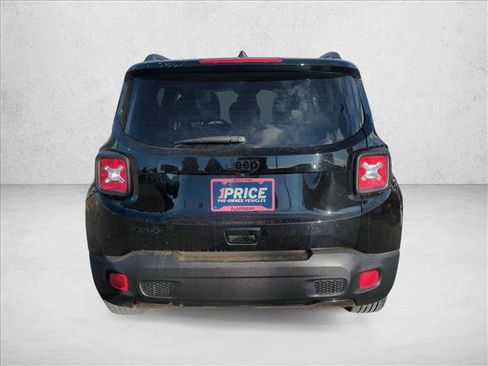 Used 2022 Jeep Renegade Altitude w/ Convenience Group image 7