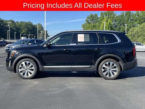 Used 2022 Kia Telluride S AWD/4WD image 2