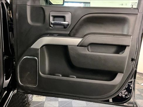 Used 2017 Chevrolet Silverado 1500 LTZ Z71 w/ Midnight Edition image 21