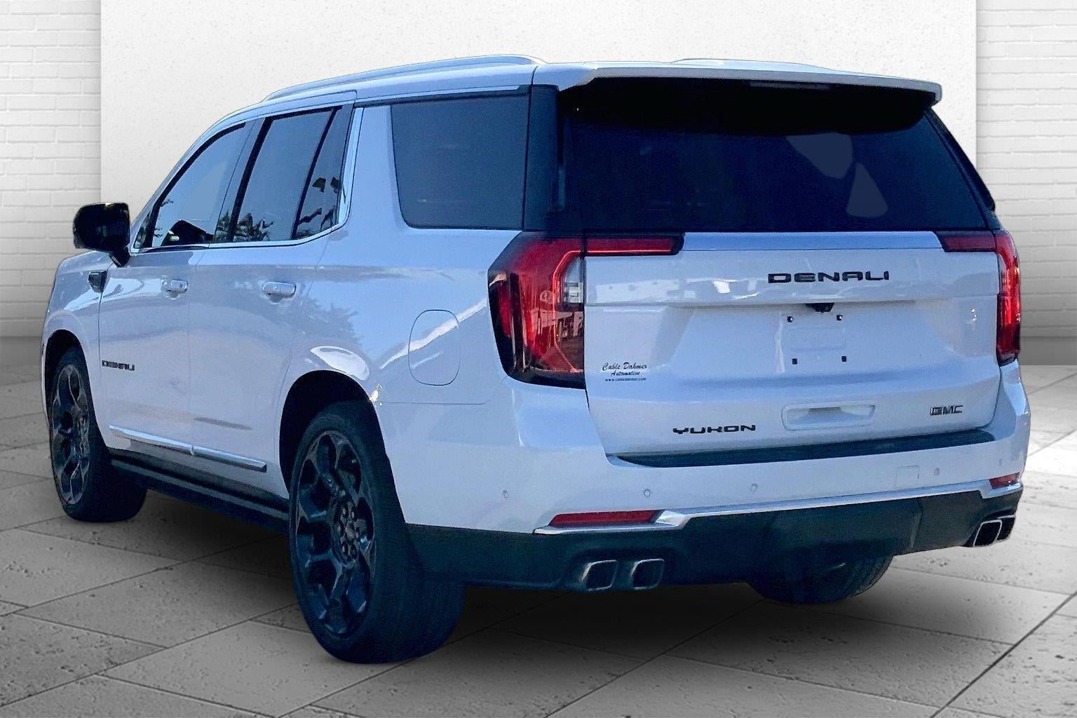 Used 2026 GMC Yukon Denali AWD/4WD image 10