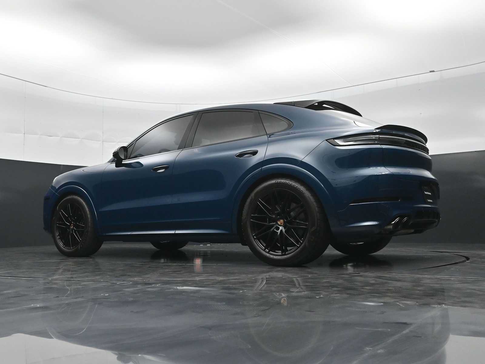Certified 2026 Porsche Cayenne GTS AWD/4WD image 39