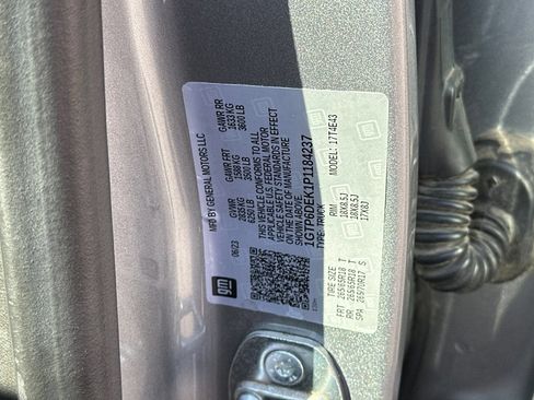 Certified 2023 GMC Canyon AT4 w/ AT4 Premium Package AWD/4WD image 29