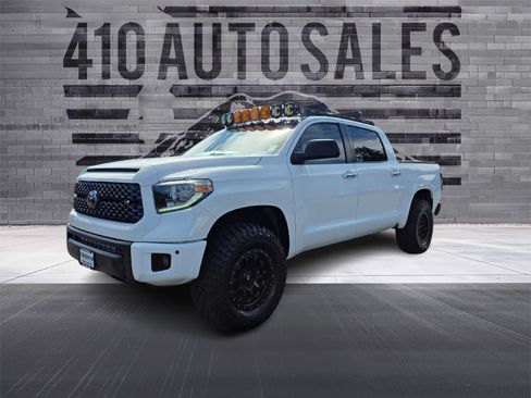 Used 2018 Toyota Tundra Limited w/ Limited Premium Package AWD/4WD image 6