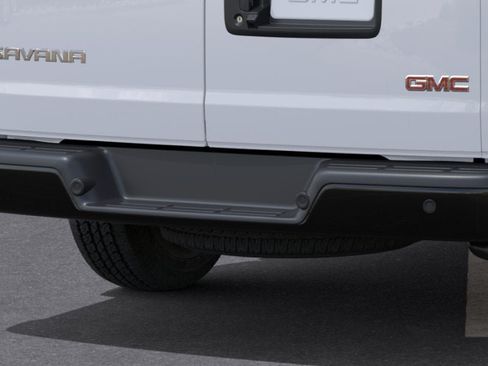 New 2026 GMC Savana 2500 Extended w/ Driver Convenience Package RWD image 38