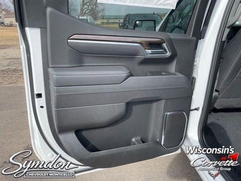 New 2025 Chevrolet Silverado 1500 LT AWD/4WD image 20