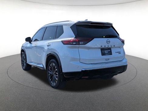 Used 2024 Nissan Rogue Platinum w/ Platinum Premium Package image 7