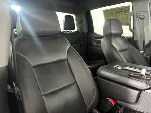 Used 2025 GMC Sierra 1500 SLT AWD/4WD image 31