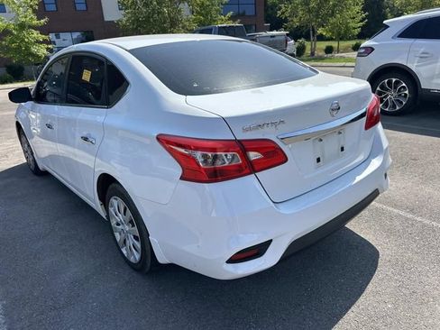 Used 2019 Nissan Sentra S FWD image 6
