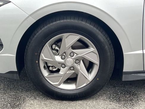 Certified 2025 Hyundai Sonata SE FWD image 37