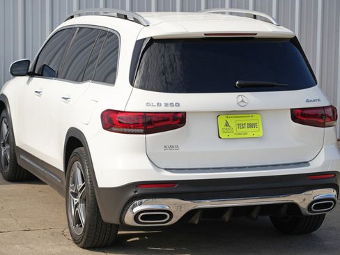 Used 2021 Mercedes-Benz GLB 250 4MATIC image 48