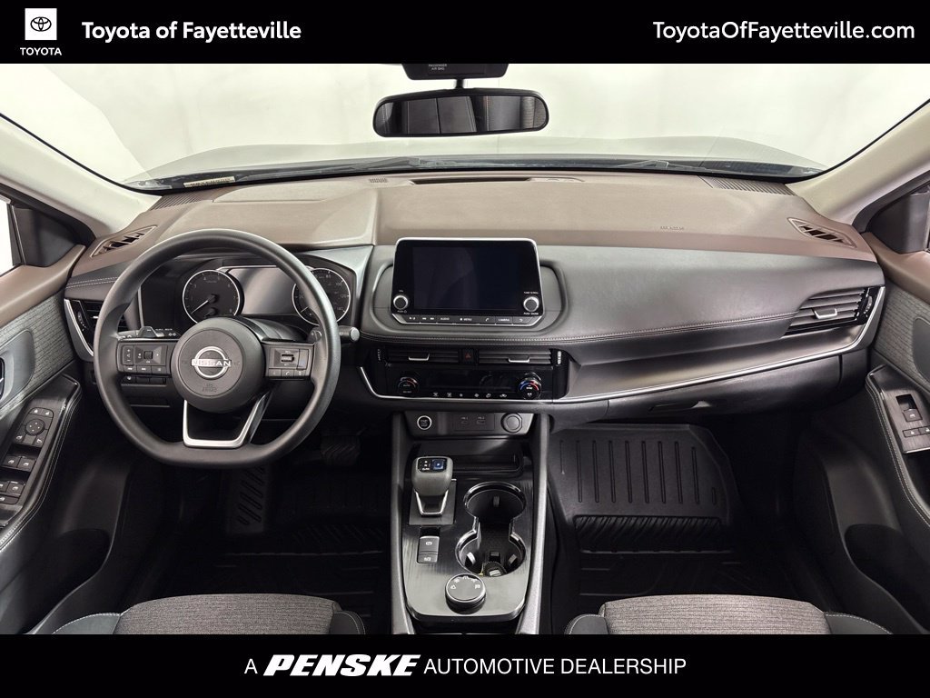 Used 2022 Nissan Rogue SV AWD/4WD image 20