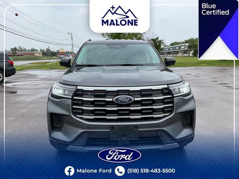 Used 2025 Ford Explorer Active AWD/4WD image 11