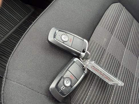 Used 2024 Ford Edge SEL w/ Cargo Accessory Package AWD/4WD image 25
