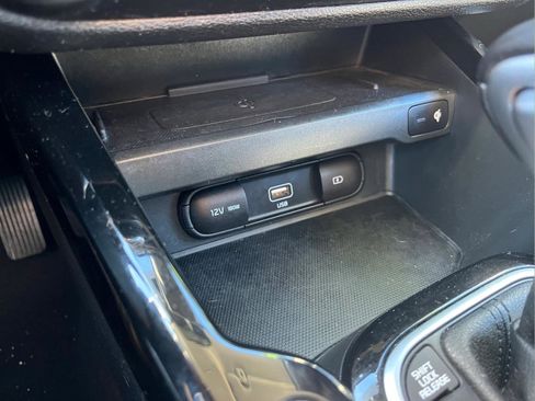 Used 2022 Kia Soul GT-Line image 21