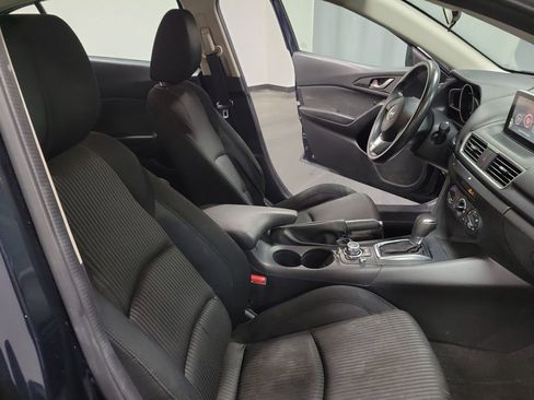 Used 2016 MAZDA MAZDA3 i Sport w/ Preferred Equipment Package image 25