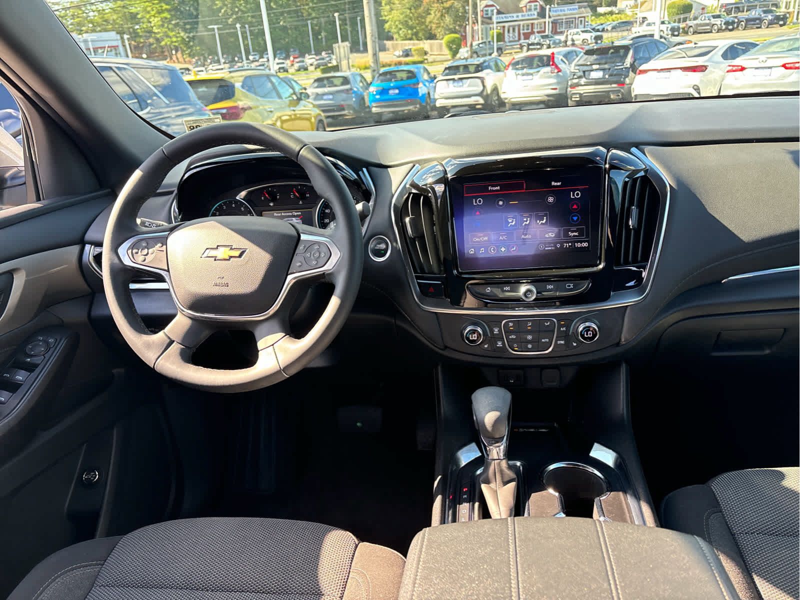 Certified 2023 Chevrolet Traverse LT FWD image 25