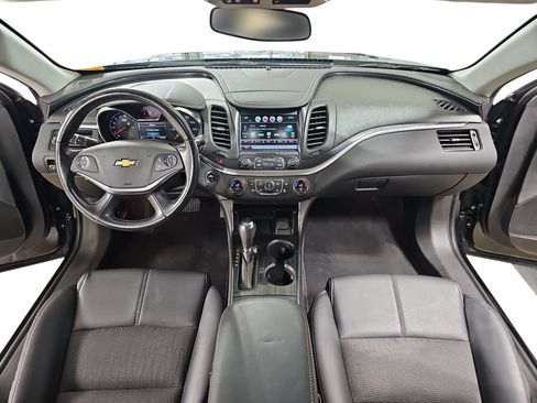 Used 2018 Chevrolet Impala LT FWD image 11