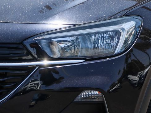 Used 2021 Buick Encore GX Select FWD image 2
