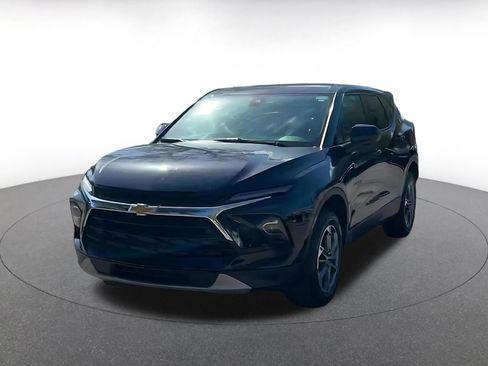 Used 2025 Chevrolet Blazer LT image 7