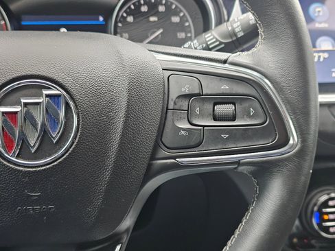 Used 2023 Buick Encore GX Select w/ Safety Package II image 25
