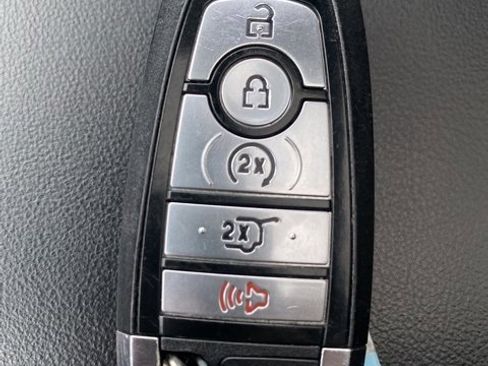 Used 2023 Ford Explorer XLT w/ Equipment Group 202A image 31