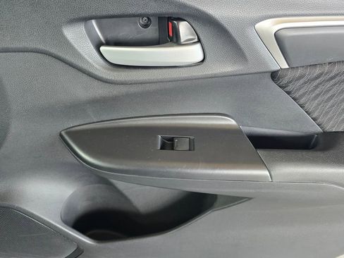 Used 2020 Honda Fit EX image 17