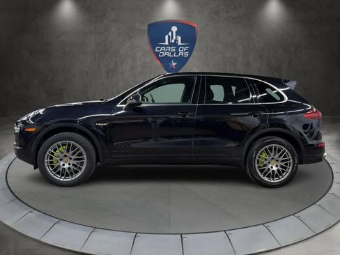 Used 2016 Porsche Cayenne S AWD/4WD image 2